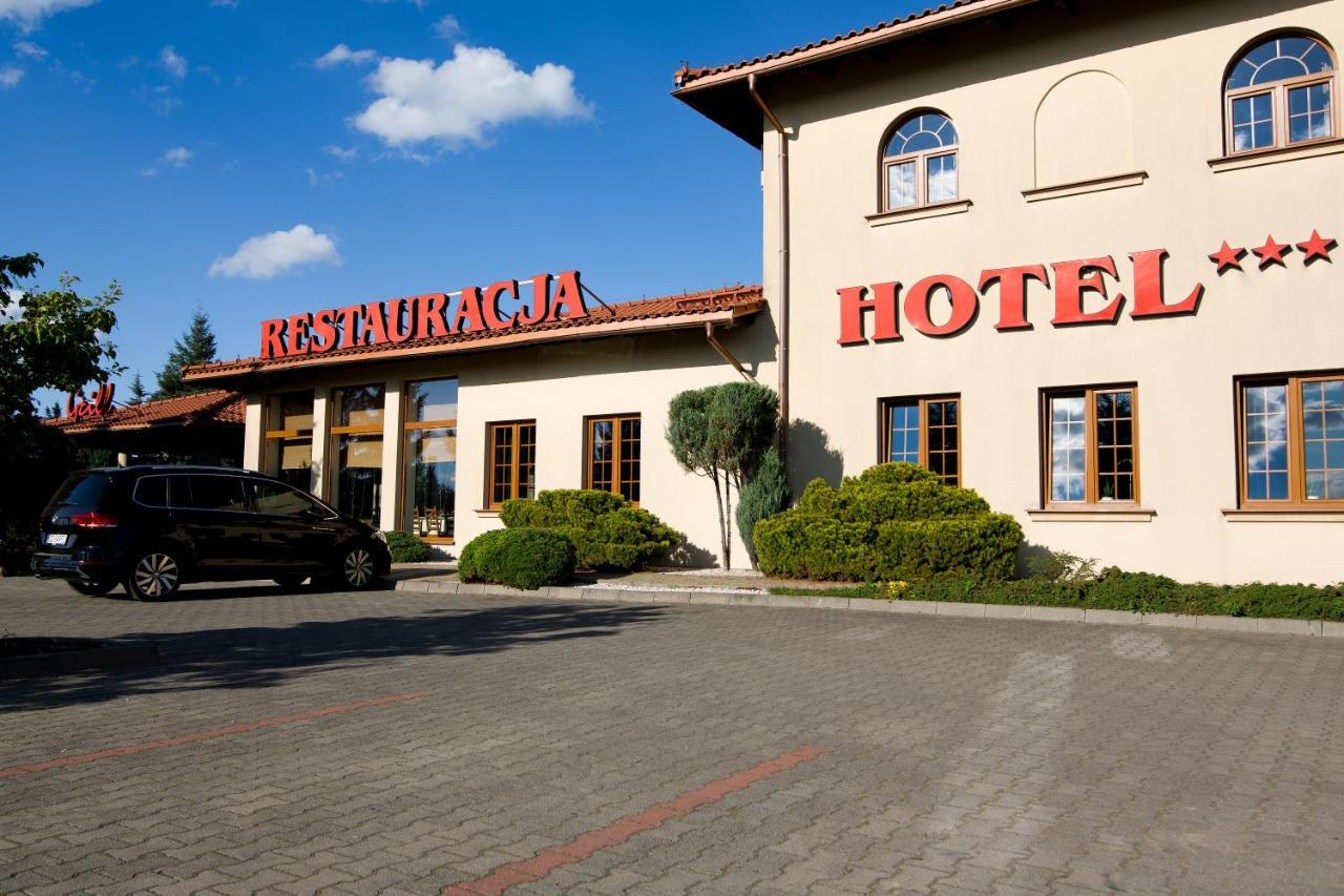 Hotel Lemoniada Lucmierz Exteriör bild